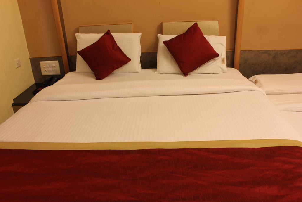Hotel Manasa Paradise Μπανγκαλόρ Εξωτερικό φωτογραφία