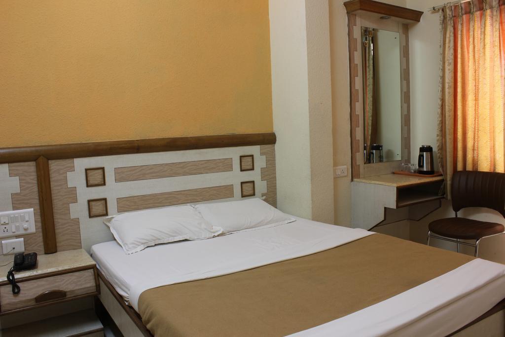 Hotel Manasa Paradise Μπανγκαλόρ Εξωτερικό φωτογραφία