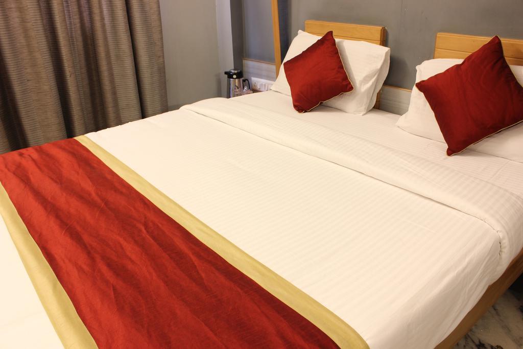 Hotel Manasa Paradise Μπανγκαλόρ Εξωτερικό φωτογραφία