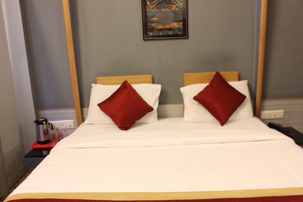 Hotel Manasa Paradise Μπανγκαλόρ Εξωτερικό φωτογραφία
