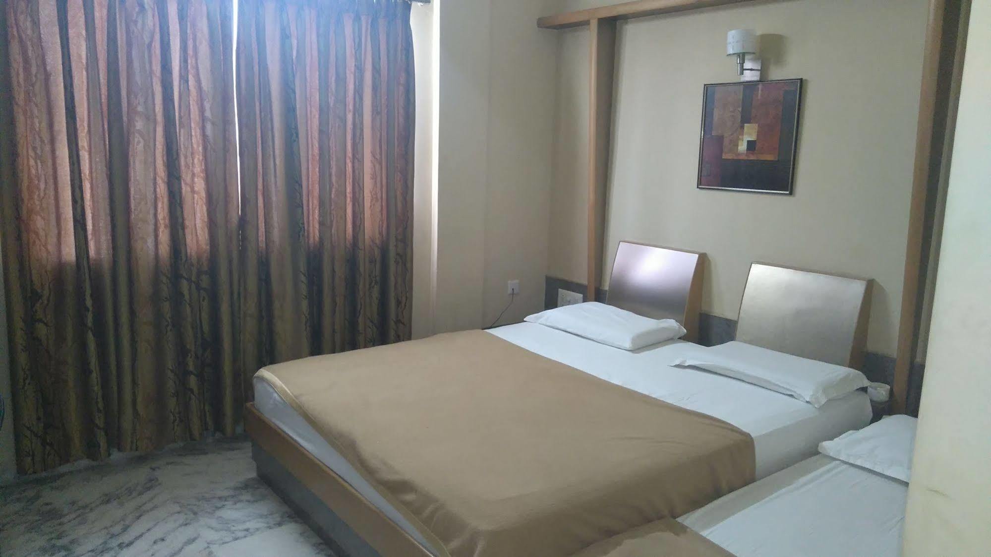 Hotel Manasa Paradise Μπανγκαλόρ Εξωτερικό φωτογραφία